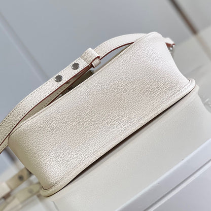 LV Buci