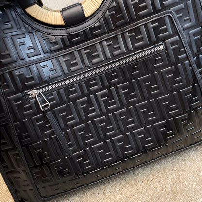 Fendi Medium Runaway Shopper Bag