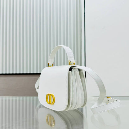 Medium 30 Montaigne Avenue Top Handle Bag