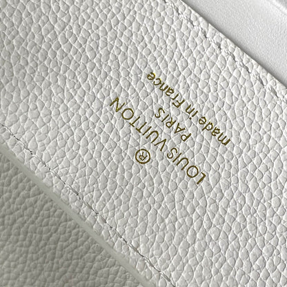 LV Capucines East-West MM(HIGH-END GRADE)