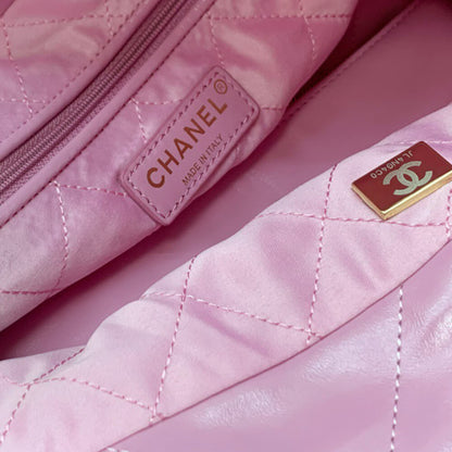 CHANEL 22 SMALL HANDBAG