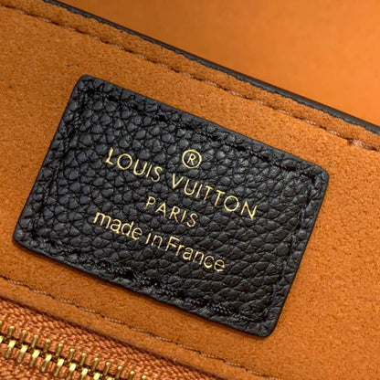 LV Low Key Messenger(HIGH-END GRADE)