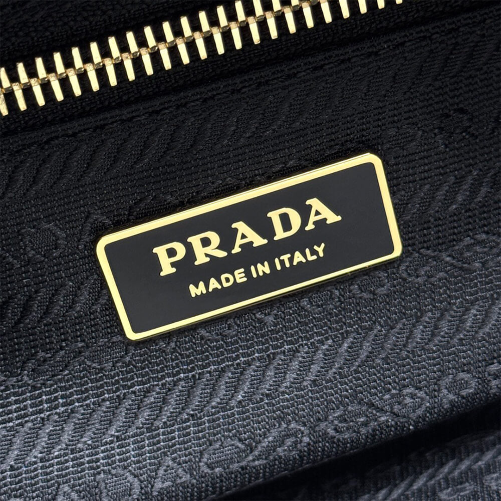 Prada Dangle medium leather top-handle bag(HIGH-END GRADE)