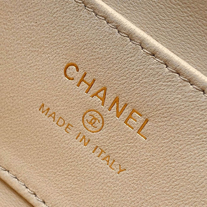 Chanel Clutch with Chain(HIGH-END GRADE)