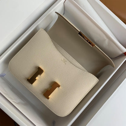 Hermes Constance 18