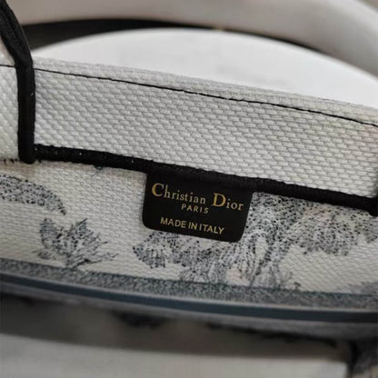 Medium Dior Book Tote