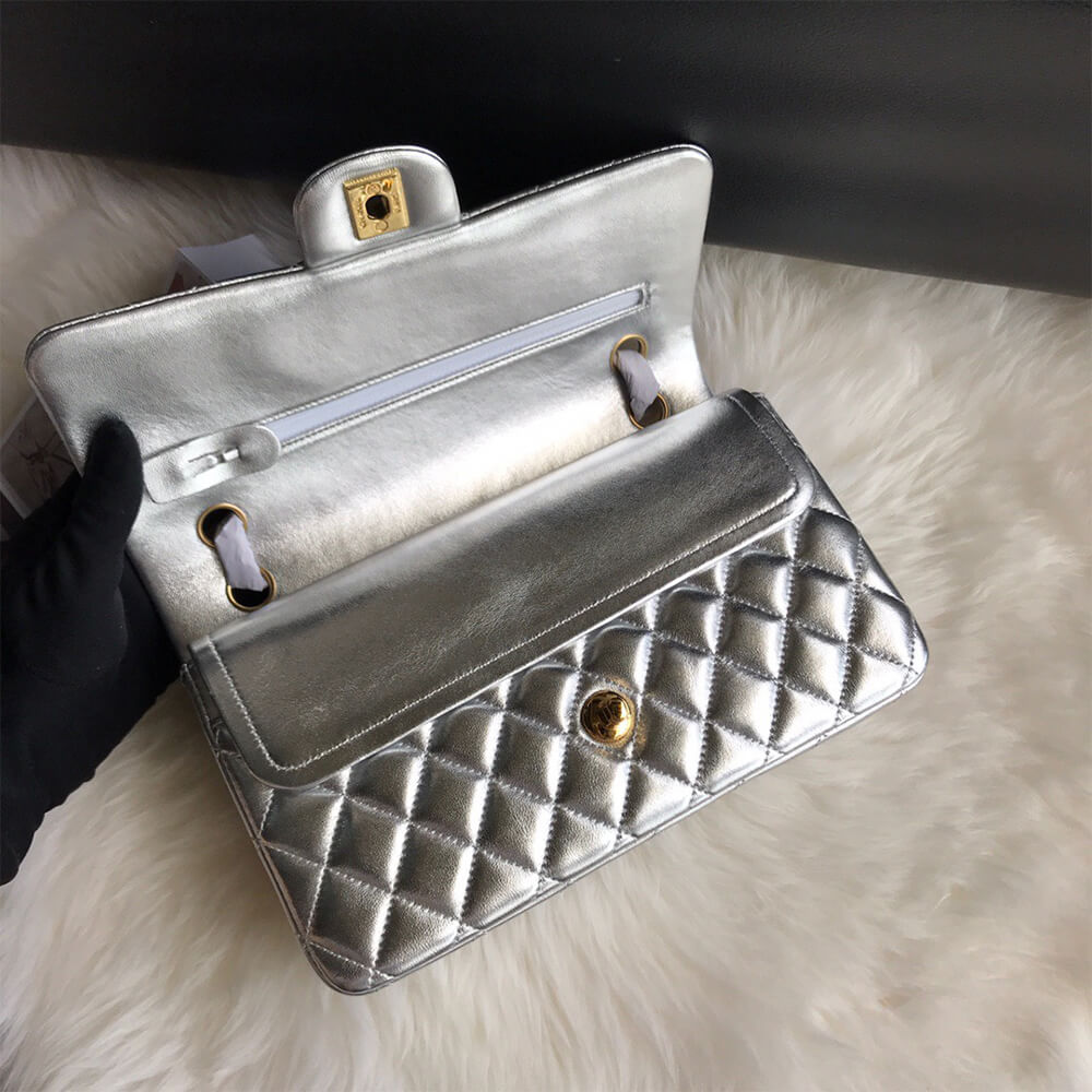CHANEL Classic Flap Medium(High-end Grade)