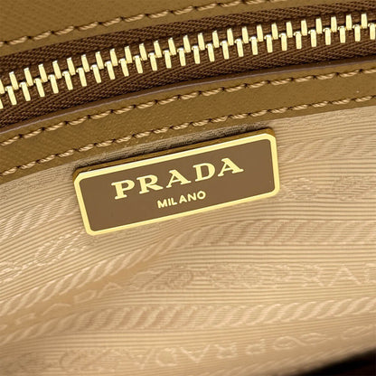 Prada Small Prada Galleria Saffiano leather bag(HIGH-END GRADE)
