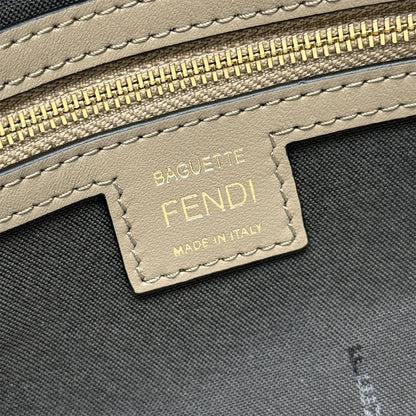 Fendi Baguette