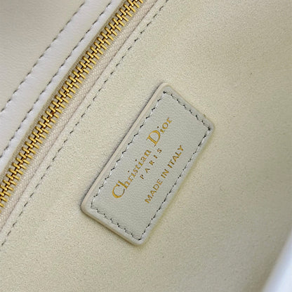Dior Large Lady Dior Bag(HIGH-END GRADE)