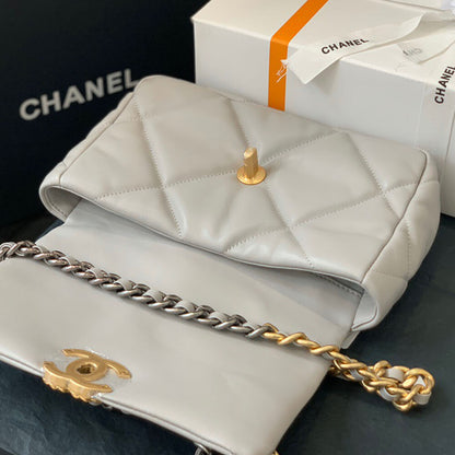 CHANEL 19 Handbag