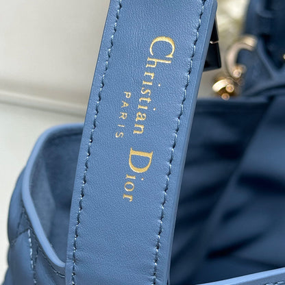 Medium Dior Toujours Bag