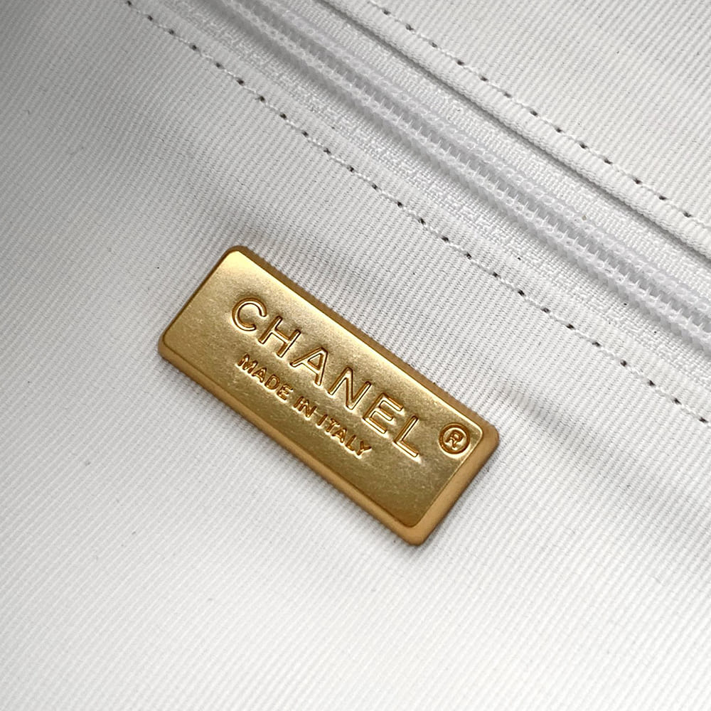 CHANEL Maxi Hobo Bag(high-end grade)