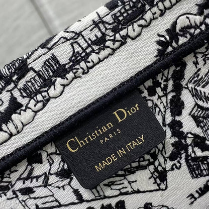 LARGE DIOR BOOK TOTE