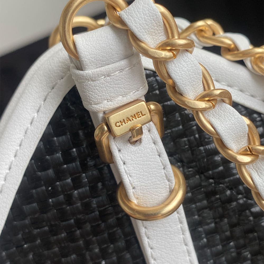 Chanel MAXI SHOPPING BAG(HIGH-END GRADE)