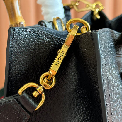 Gucci New Diana medium tote bag(HIGH-END GRADE)