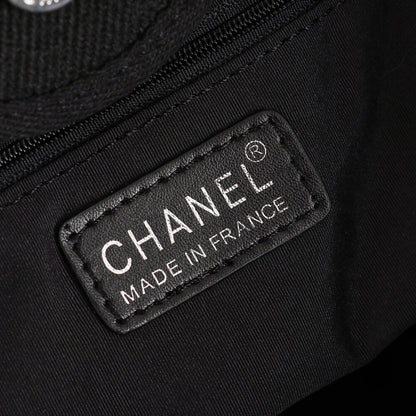 CHANEL MEDIUM DEAUVILLE TOTE