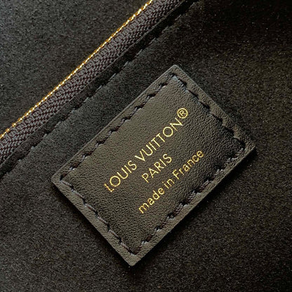 LV Trunkie East West(HIGH-END GRADE)