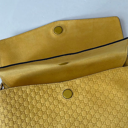Gucci Medium shoulder bag with chain(HIGH-END GRADE)