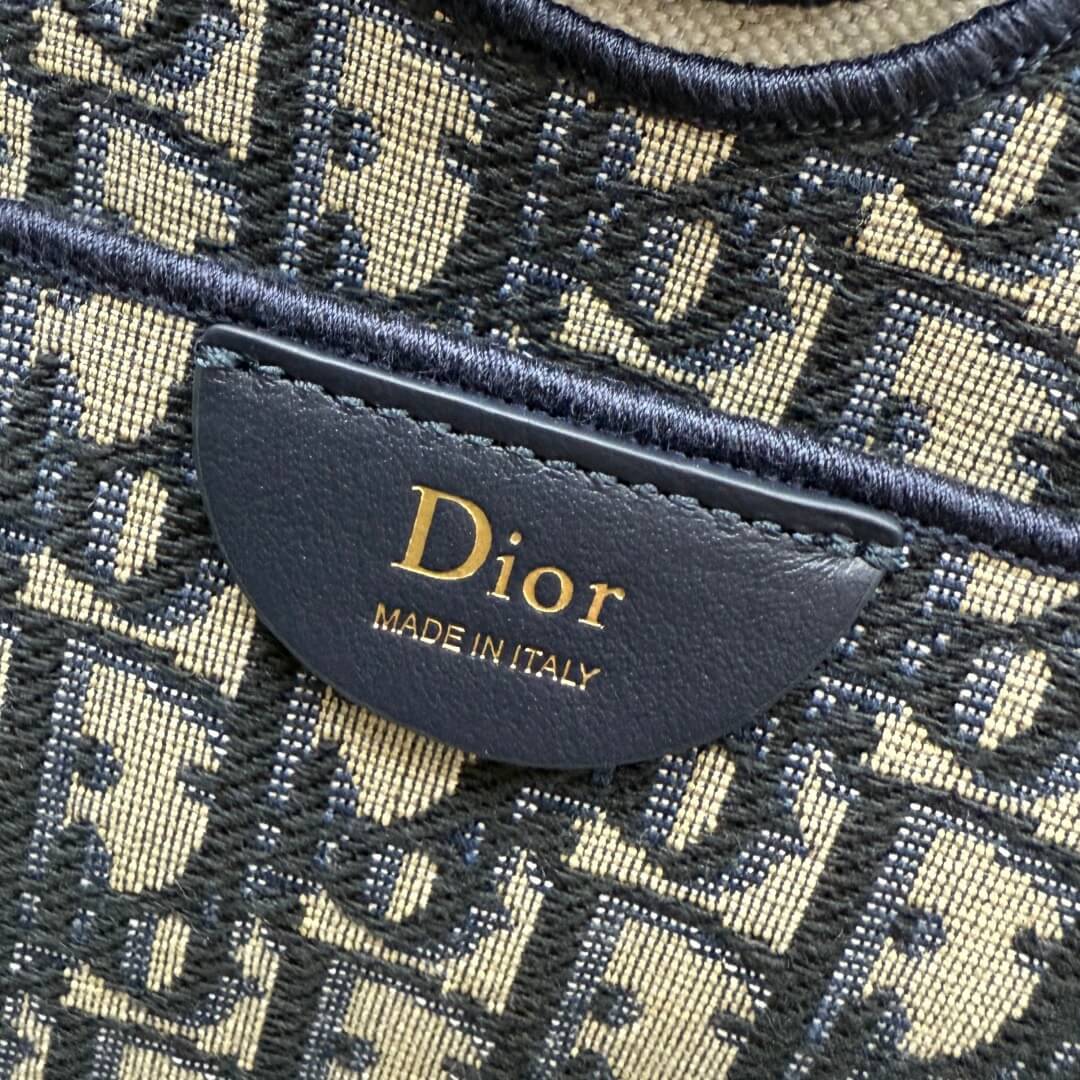 Dior medium shopping bag(HIGH-END GRADE)