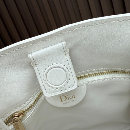 Small Dior Trianon Vertical Chain
