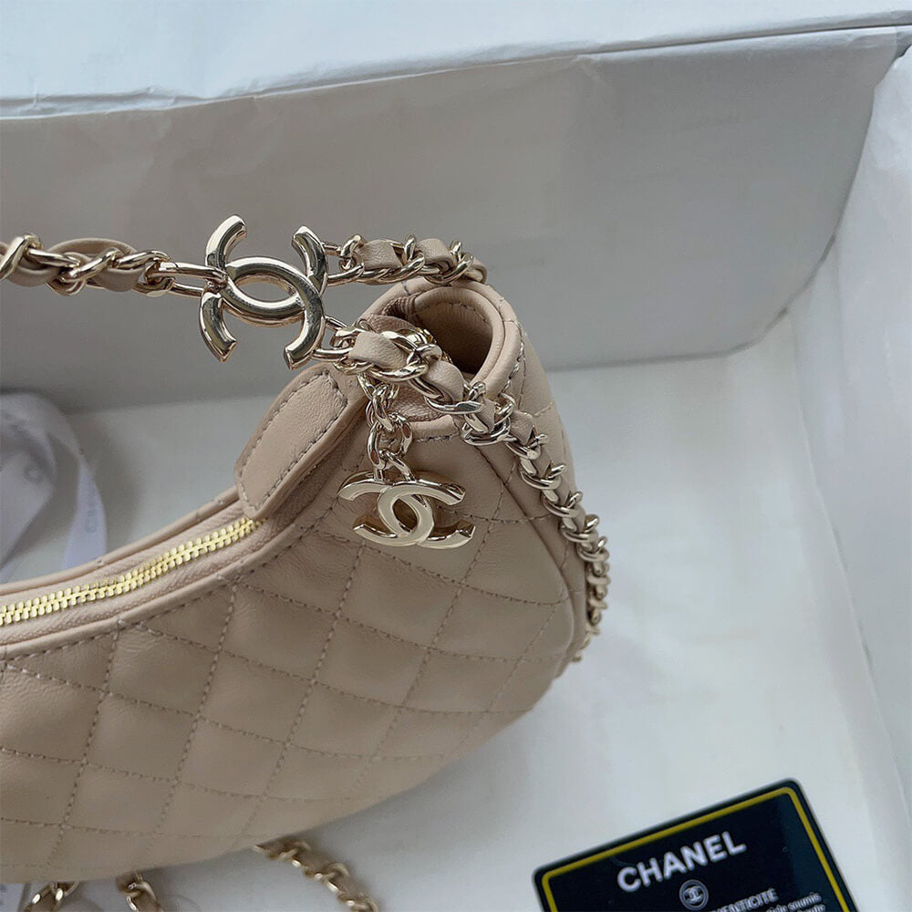 CHANEL SMALL HOBO BAG