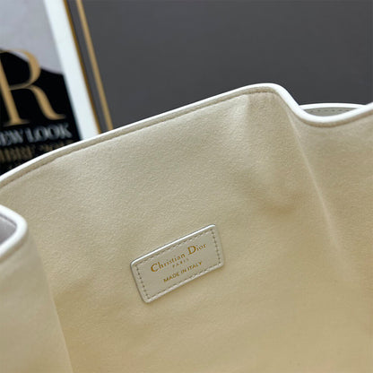 MEDIUM C’EST DIOR BAG