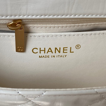 CHANEL MINI FLAP