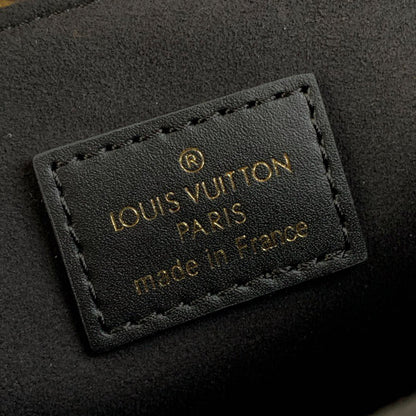 LV Pochette Metis Backpack