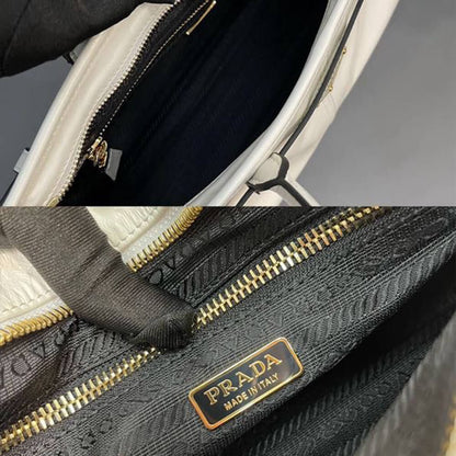 Prada Medium leather handbag(high-end grade)
