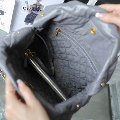 CHANEL 22 SMALL HANDBAG(high-end grade)