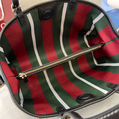 GG Emblem medium tote bag