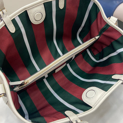GG Emblem medium tote bag