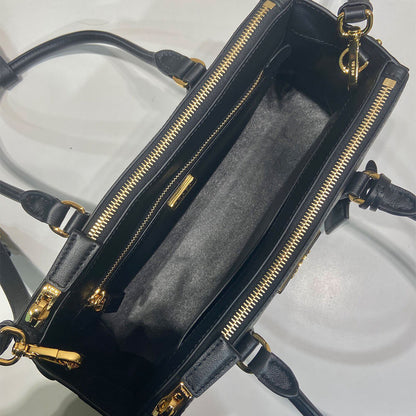 Medium Prada Galleria leather bag(HIGH-END GRADE)