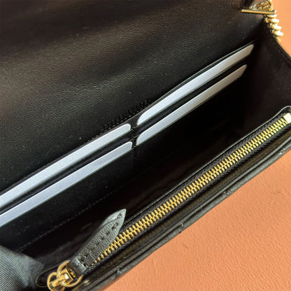 GG Marmont wallet on chain