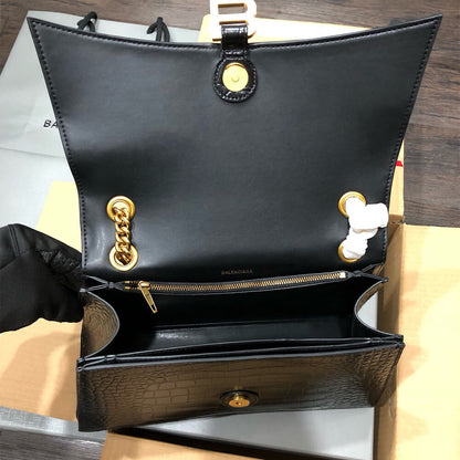 Balenciaga Women’s Crush Chain Bag Medium(HIGH-END GRADE)