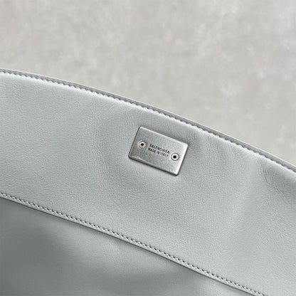 Balenciaga Women’s Rodeo Handbag Medium(HIGH-END GRADE)