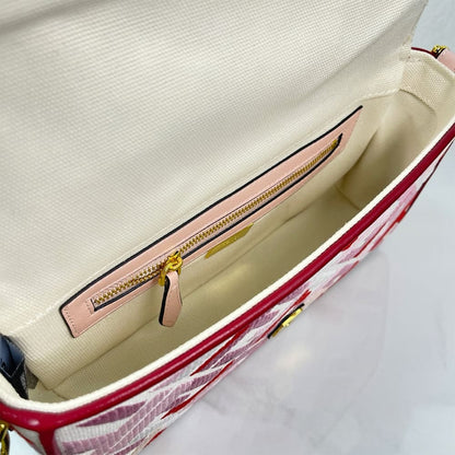 Fendi Baguette