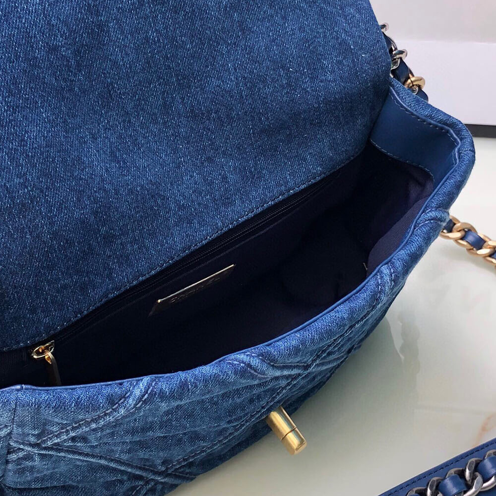 CHANEL 19 Handbag