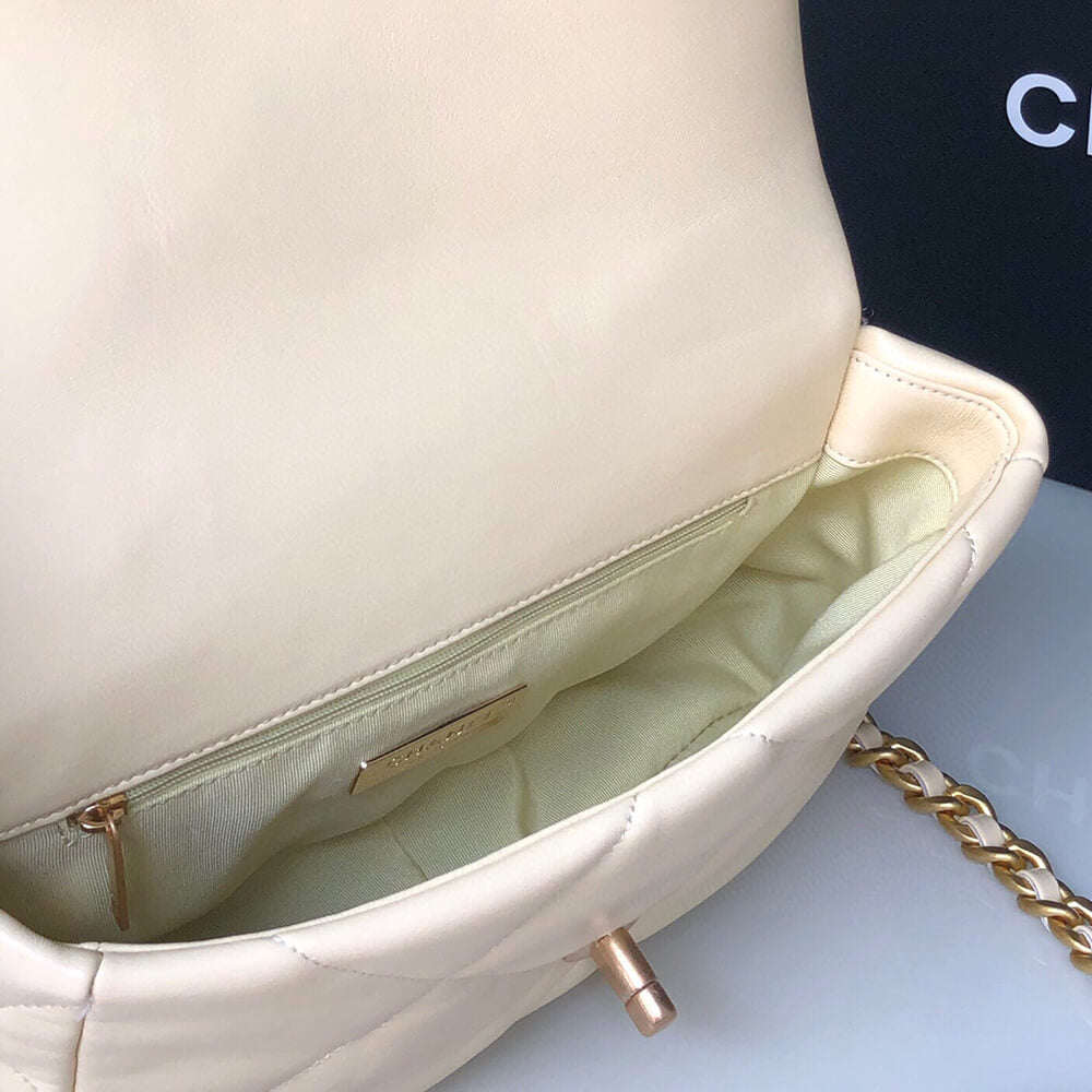 CHANEL 19 Handbag