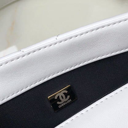 CHANEL 19 Handbag