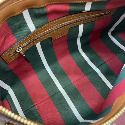 GG Emblem medium shoulder bag