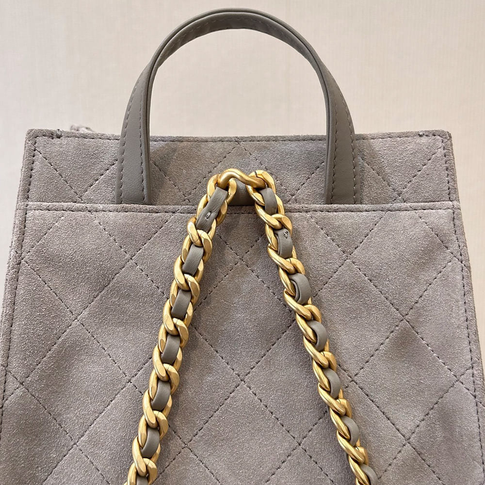 CHANEL 25 Medium Backpack(HIGH-END GRADE)
