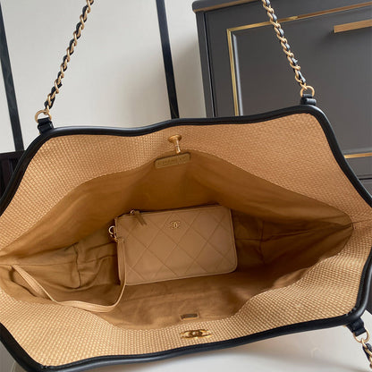 Chanel MAXI SHOPPING BAG(HIGH-END GRADE)
