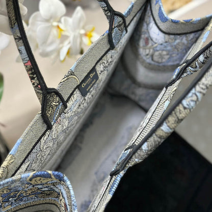 LARGE DIOR BOOK TOTE