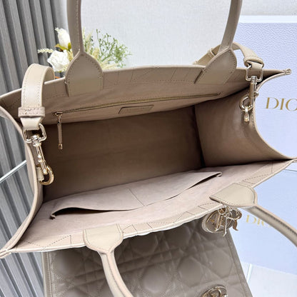 Dior Medium Dior Book Tote