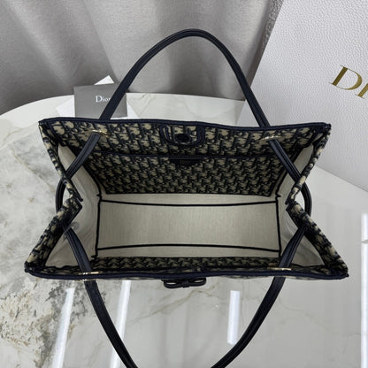 Dior medium shopping bag(HIGH-END GRADE)