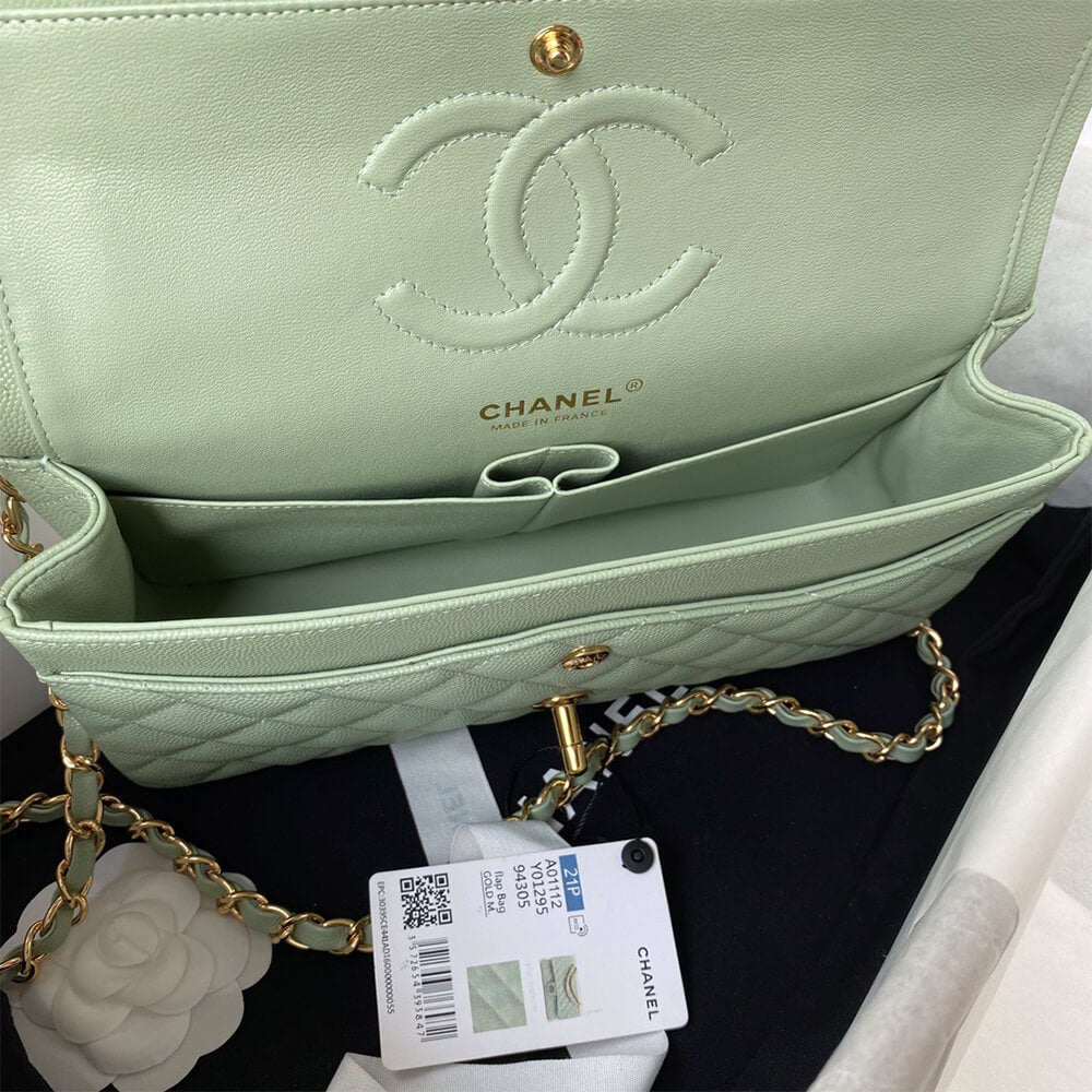 CHANEL Classic Flap Medium Gold hardware