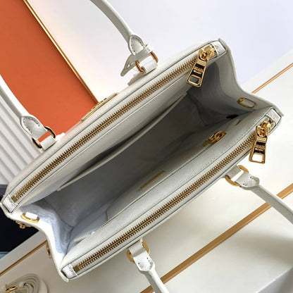 Medium Prada Galleria Saffiano leather bag